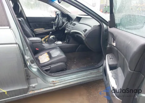 2008 Honda Accord 2.4 Ex-L z USA, uszkodzony, nr VIN 1HGCP26808A116436